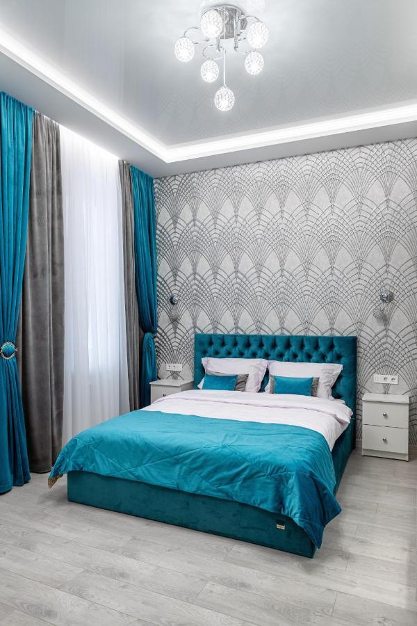 Rynok Square City Center Two Bedroom Apartment! Λβιβ Εξωτερικό φωτογραφία